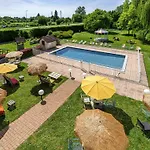 Greet Hotel