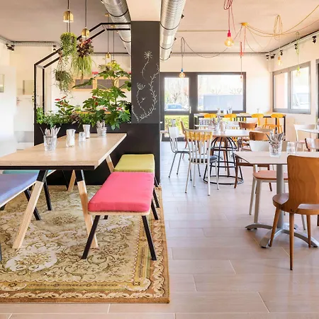 Greet Hotel Beaune (Cote d'Or)