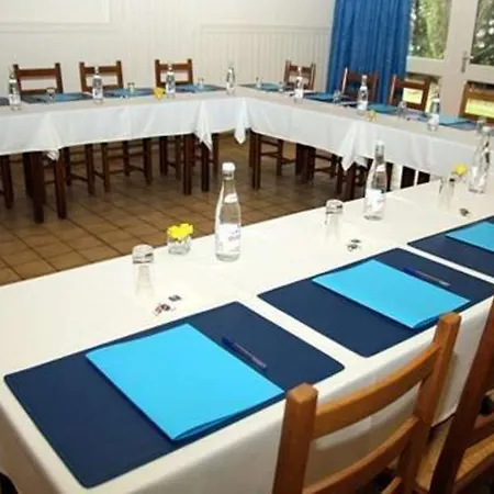 Greet Hotel