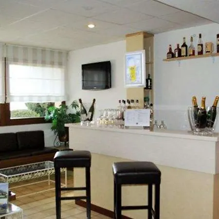 Greet Hotel 3*