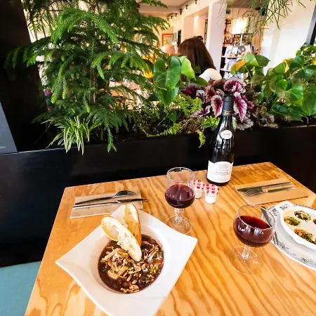 Greet Hotel Beaune (Cote d'Or)