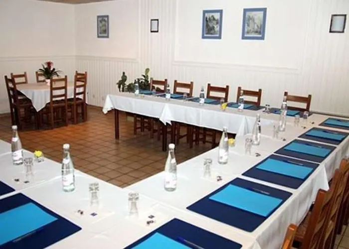 Greet Hotel Beaune (Cote d'Or)